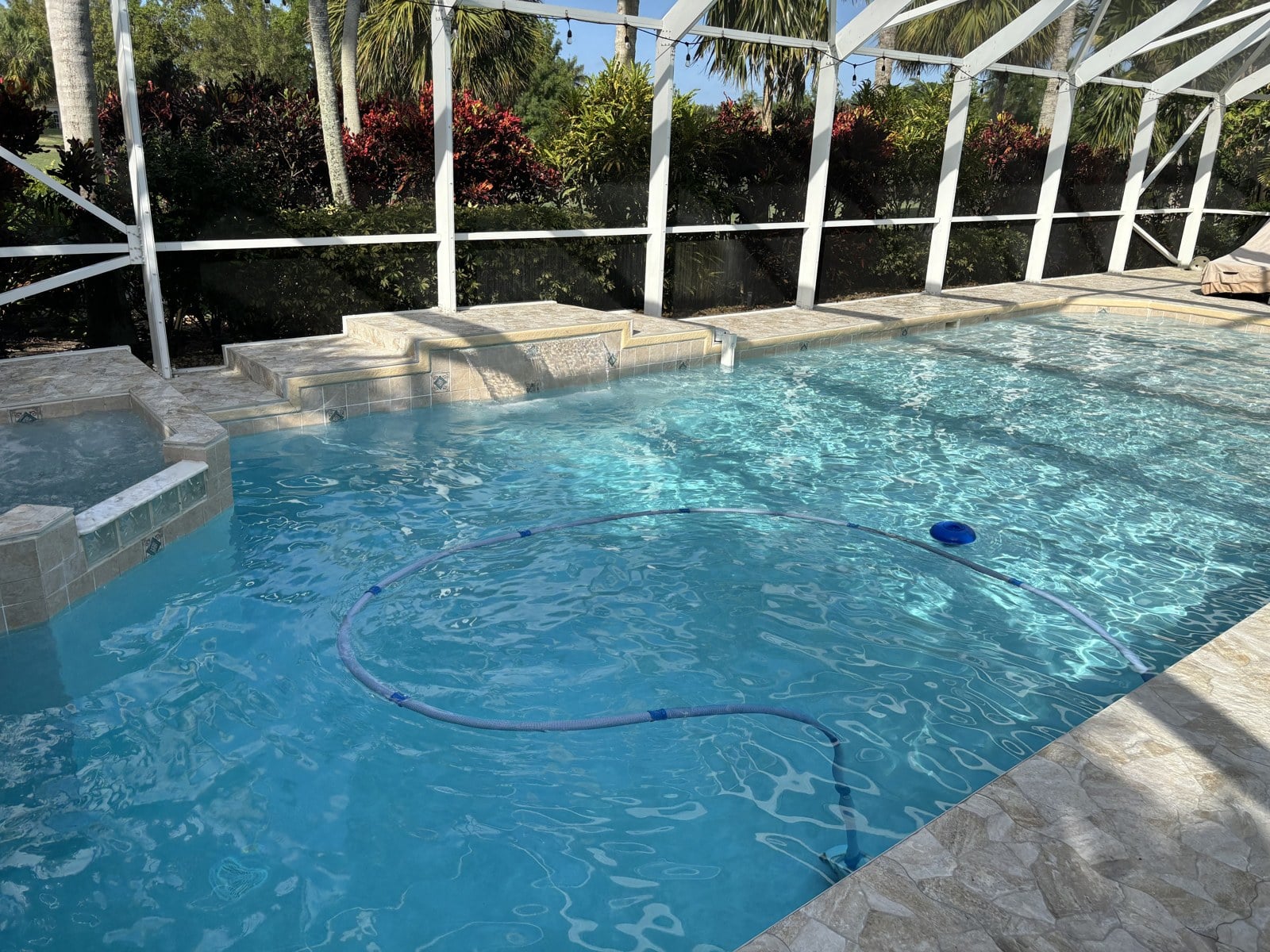 Spa & hot tub
